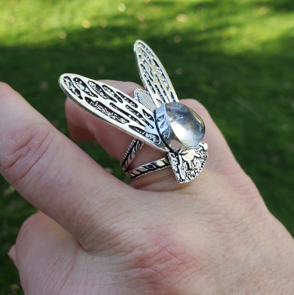 New Rose Quartz Flying Insect Silver Ring. - Picture 13 of 15